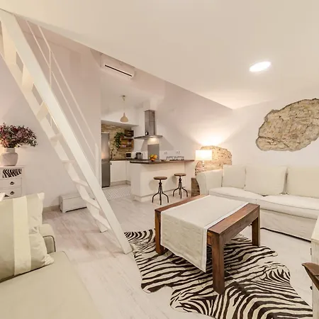 Casas De - Casa Descalzos Seville